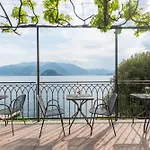Casa Du Lac, By R Collection Varenna