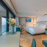 Casa Du Lac, By R Collection Hotel 4*