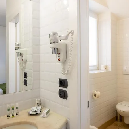 Casa Du Lac, By R Collection 4* Varenna