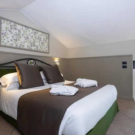 Casa Du Lac, By R Collection 4* Varenna