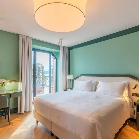 Casa Du Lac, By R Collection 4*