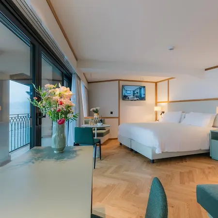 Casa Du Lac, By R Collection מלון 4*