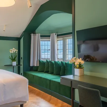 Casa Du Lac, By R Collection Varenna