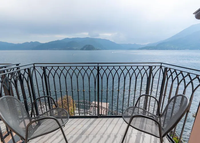 Casa Du Lac, By R Collection Varenna