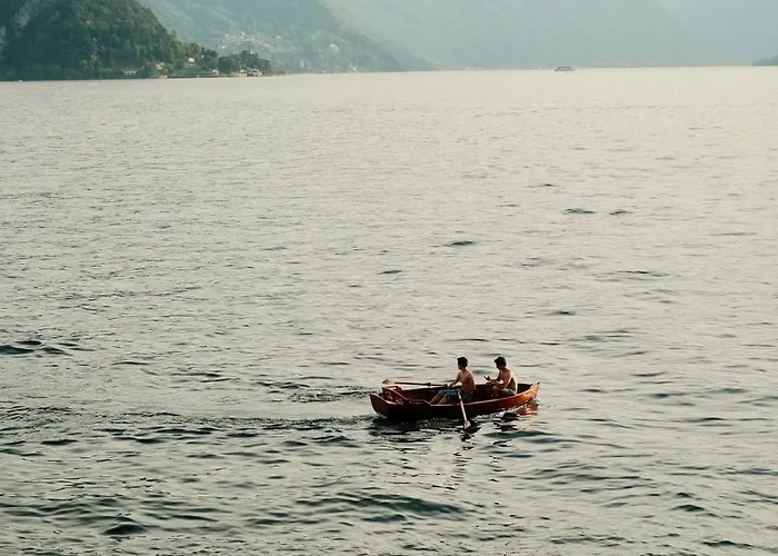 Casa Du Lac, By R Collection Varenna